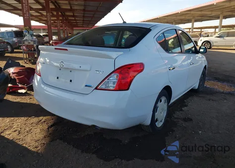 2013 Nissan Versa 1.6 Sv from USA, damaged, VIN 3N1CN7AP8DL879911